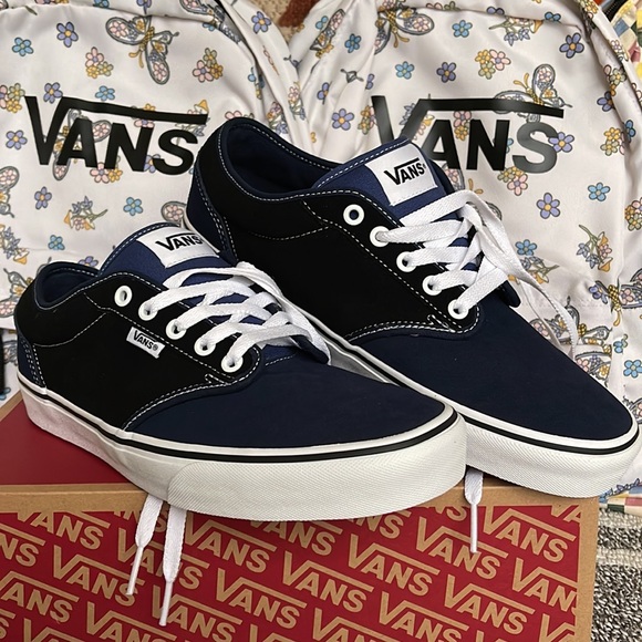 Vans Men’s Atwood
Retro Suede Dress Blues
VN000TUYLKZ Sneakers - Picture 7 of 16